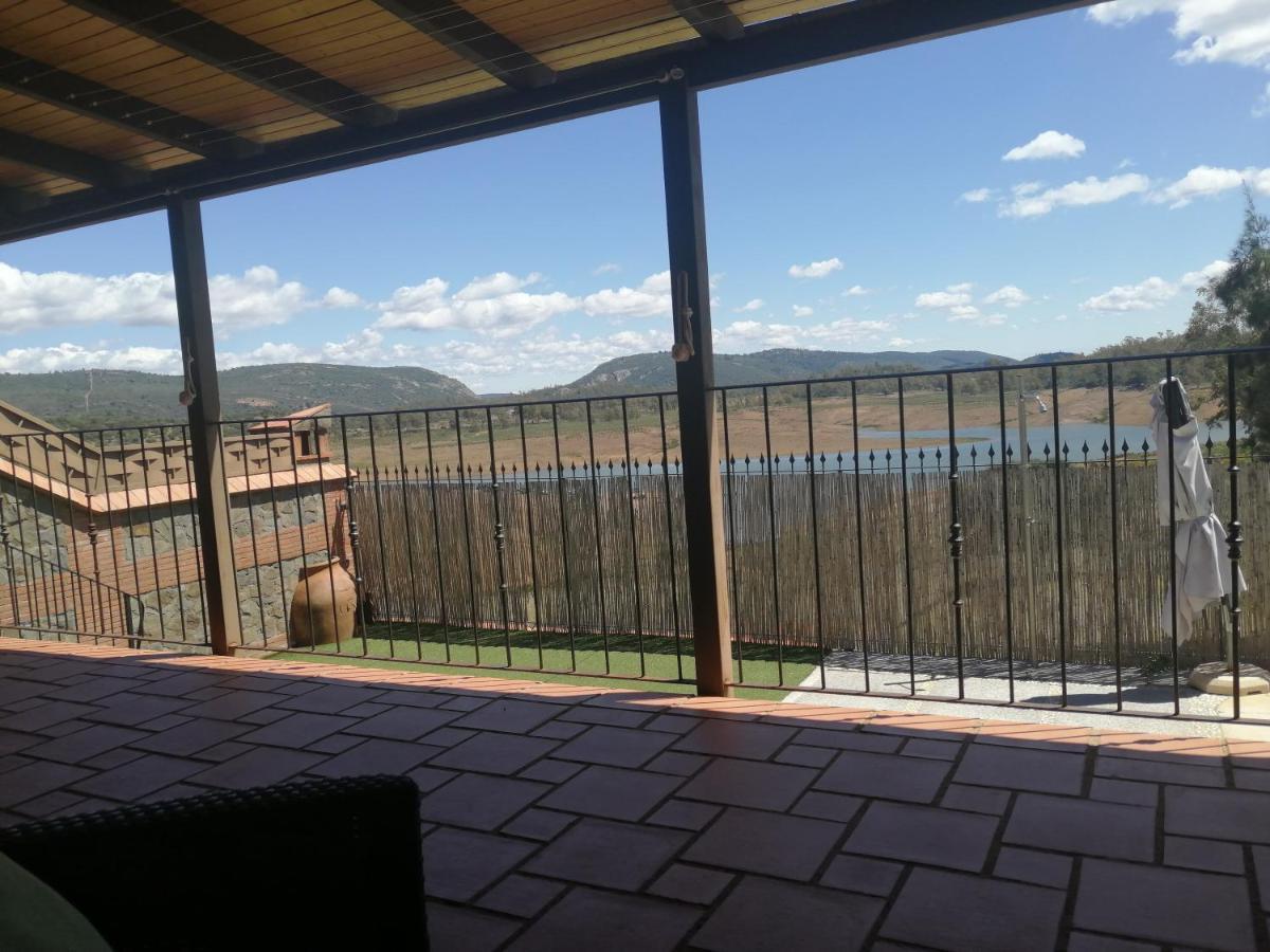 הוילה Pantano de Cijara Casa Cijararural מראה חיצוני תמונה